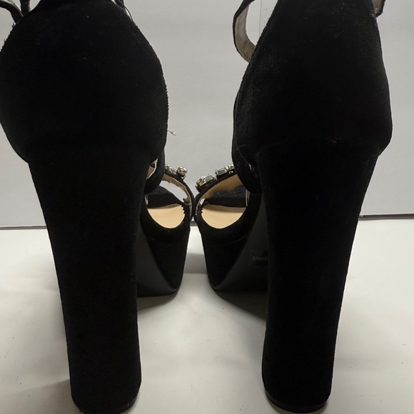 Qupid 5 in suede crisscross platform heels - Picture 5 of 7